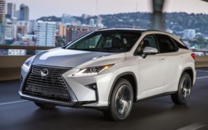 Lexus  Porsche     2017 